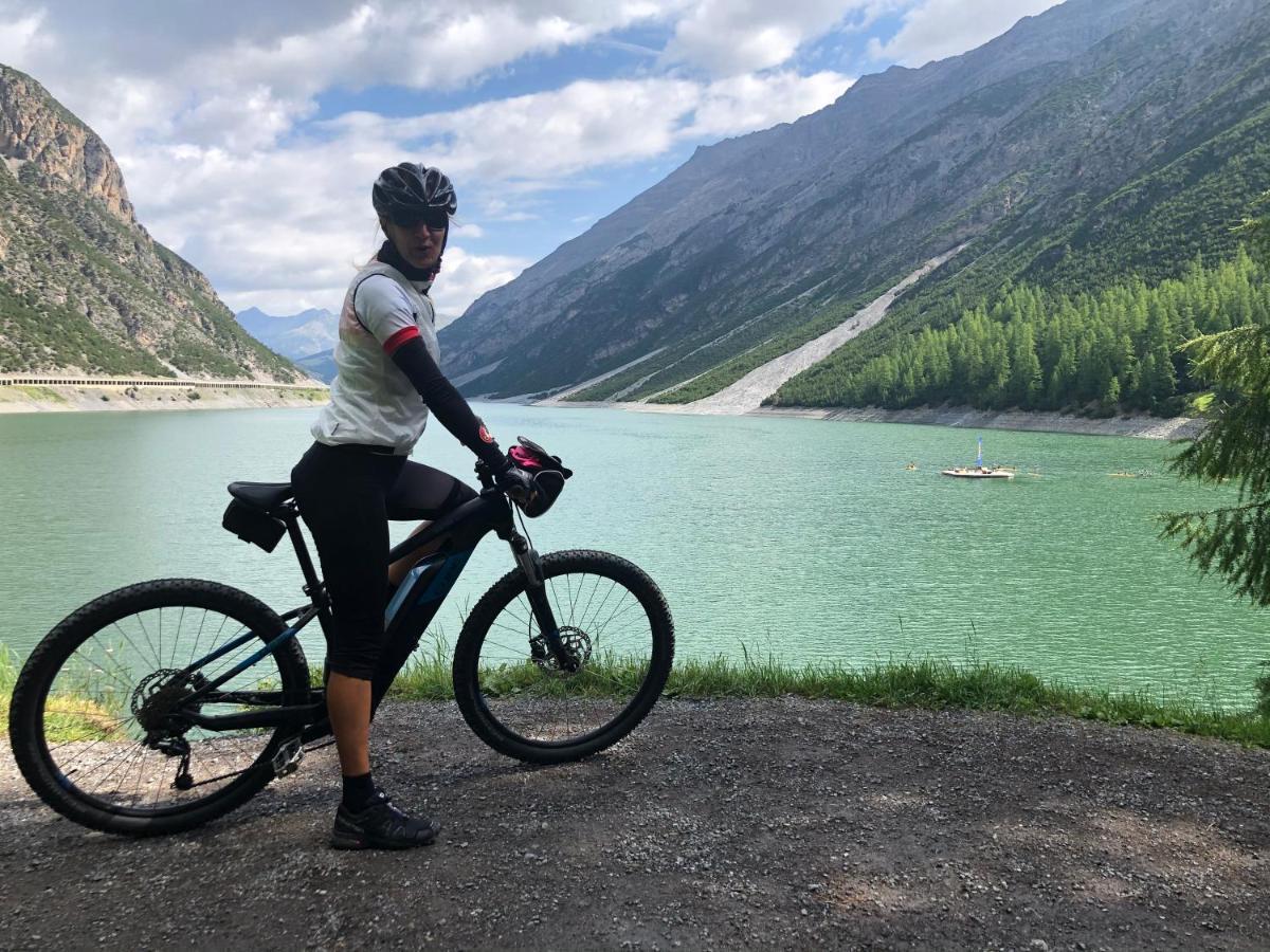 Paradiso Della Bici Morbegno Bagian luar foto